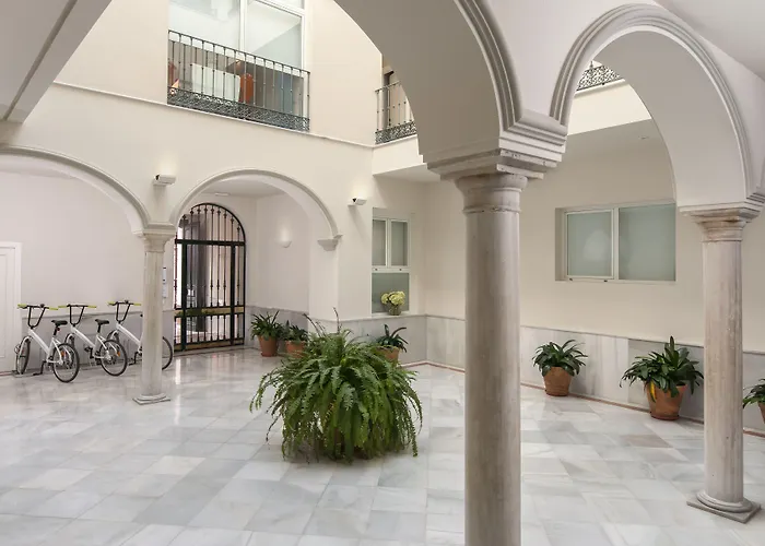 Alquiler de vacaciones: Suites Sevilla Plaza